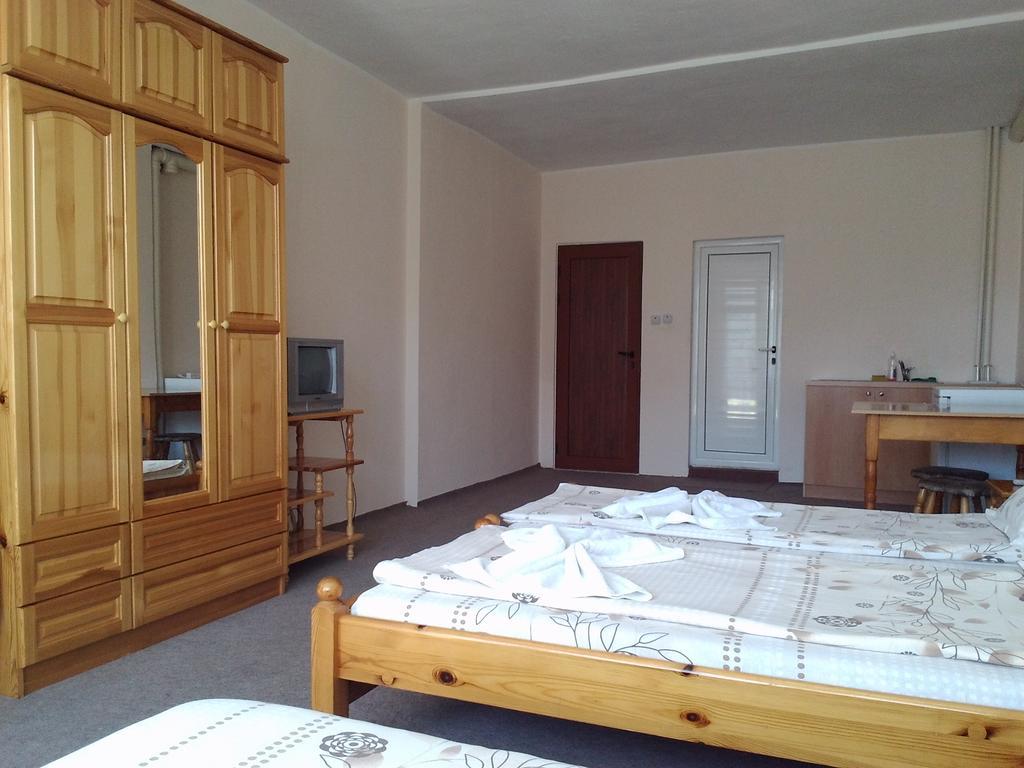 Guest House Diamant Sozopol Exterior photo